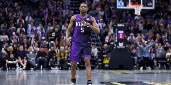 福克斯联手文班？国王濒临解体 马刺挥出全力一击