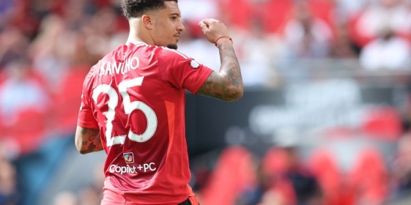 开云官方网站-跟队记者：尤文准备提交新报价求购桑乔，金额约2000万欧+浮动